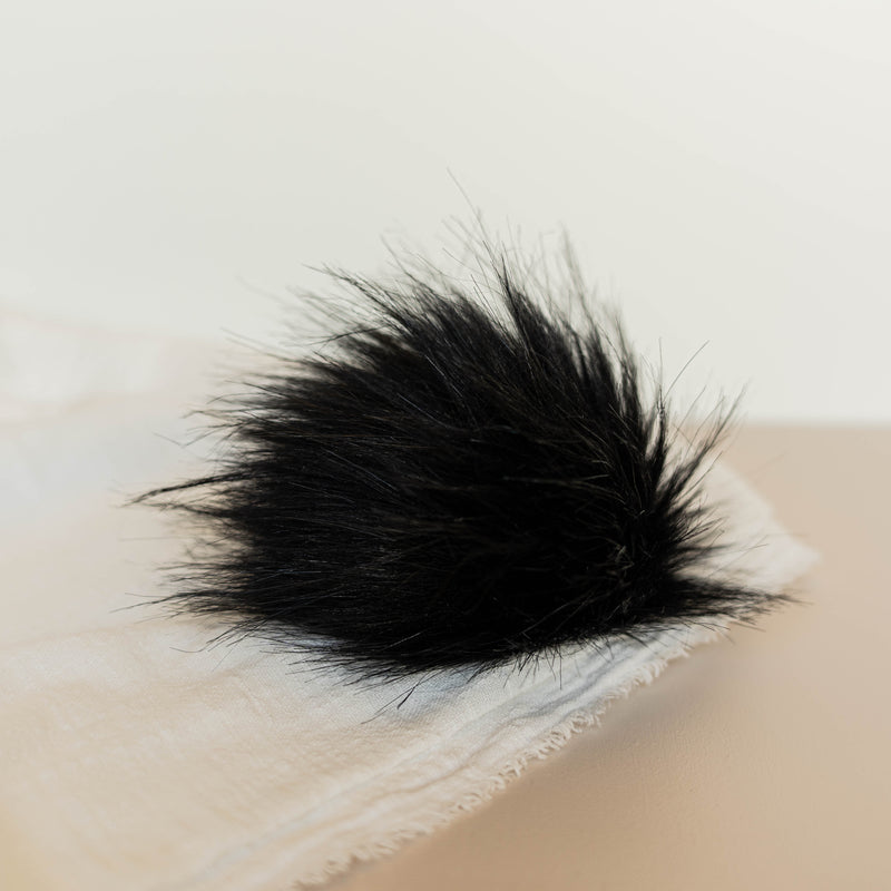 Pompon en fausse fourrure - Noir