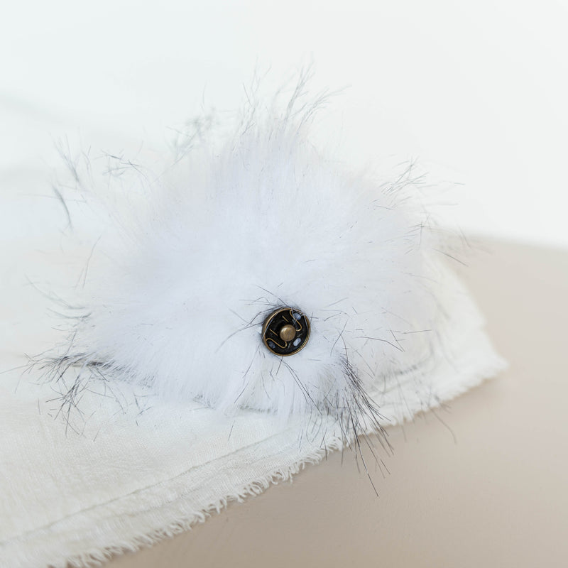 Faux fur pompom - White